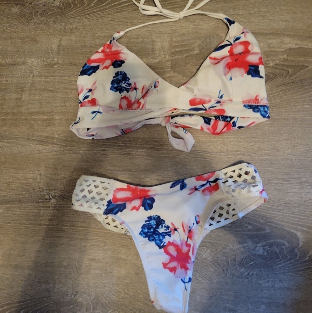 Bikini